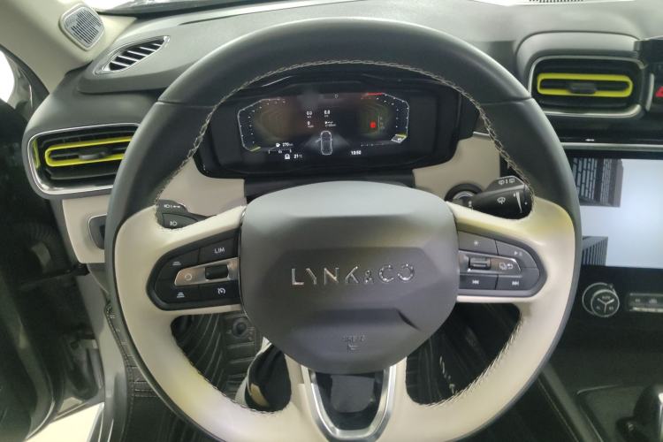 Used Lynk & Co 02 2022 2.0T DCT Shine Pro Steering Wheel