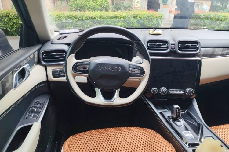 Used Lynk & Co 02 2022 1.5T DCT Shine Plus Steering Wheel