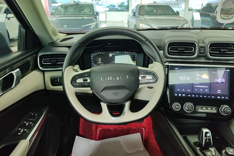 Used Lynk & Co 02 2022 2.0T DCT Shine Plus Steering Wheel