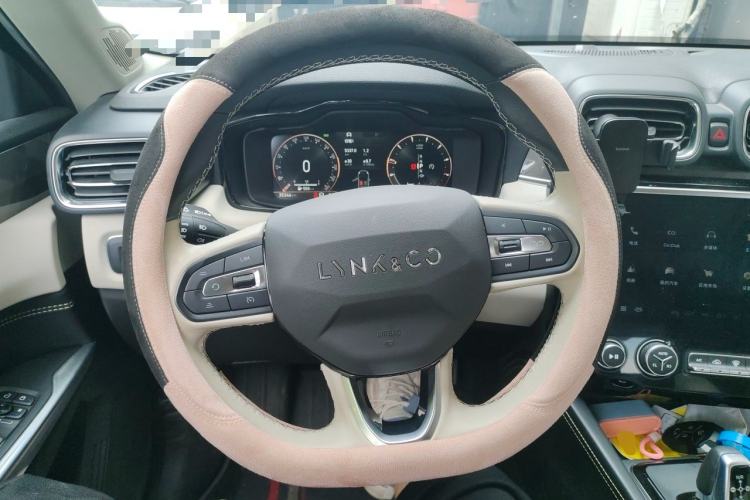 Used Lynk & Co 02 2022 2.0T DCT Shine Plus Steering Wheel