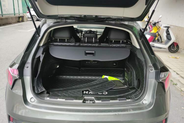 Used Lynk & Co 02 2022 1.5T DCT Shine Pro Trunk