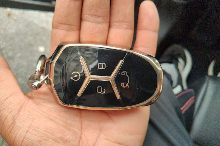 Used Lynk & Co 02 2022 1.5T DCT Shine Pro Vehicle Key