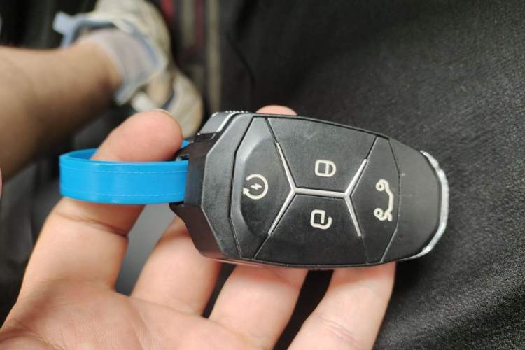 Used Lynk & Co 02 2022 2.0T DCT Shine Plus Vehicle Key