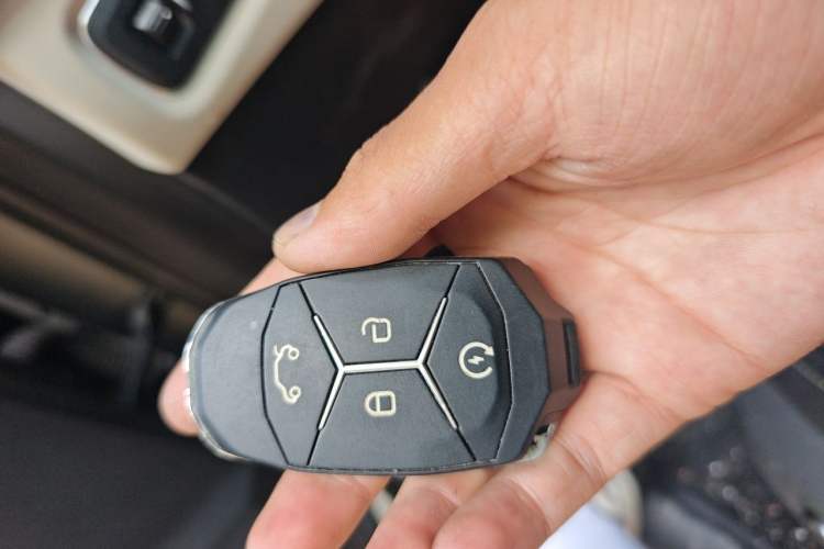 Used Lynk & Co 02 2022 1.5T DCT Shine Pro Vehicle Key