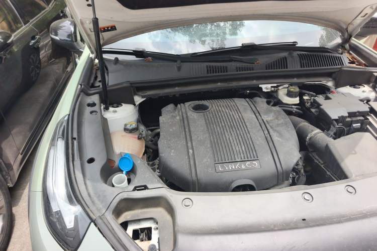 Used Lynk & Co 02 2022 1.5T DCT Shine Plus Engine Bay Right