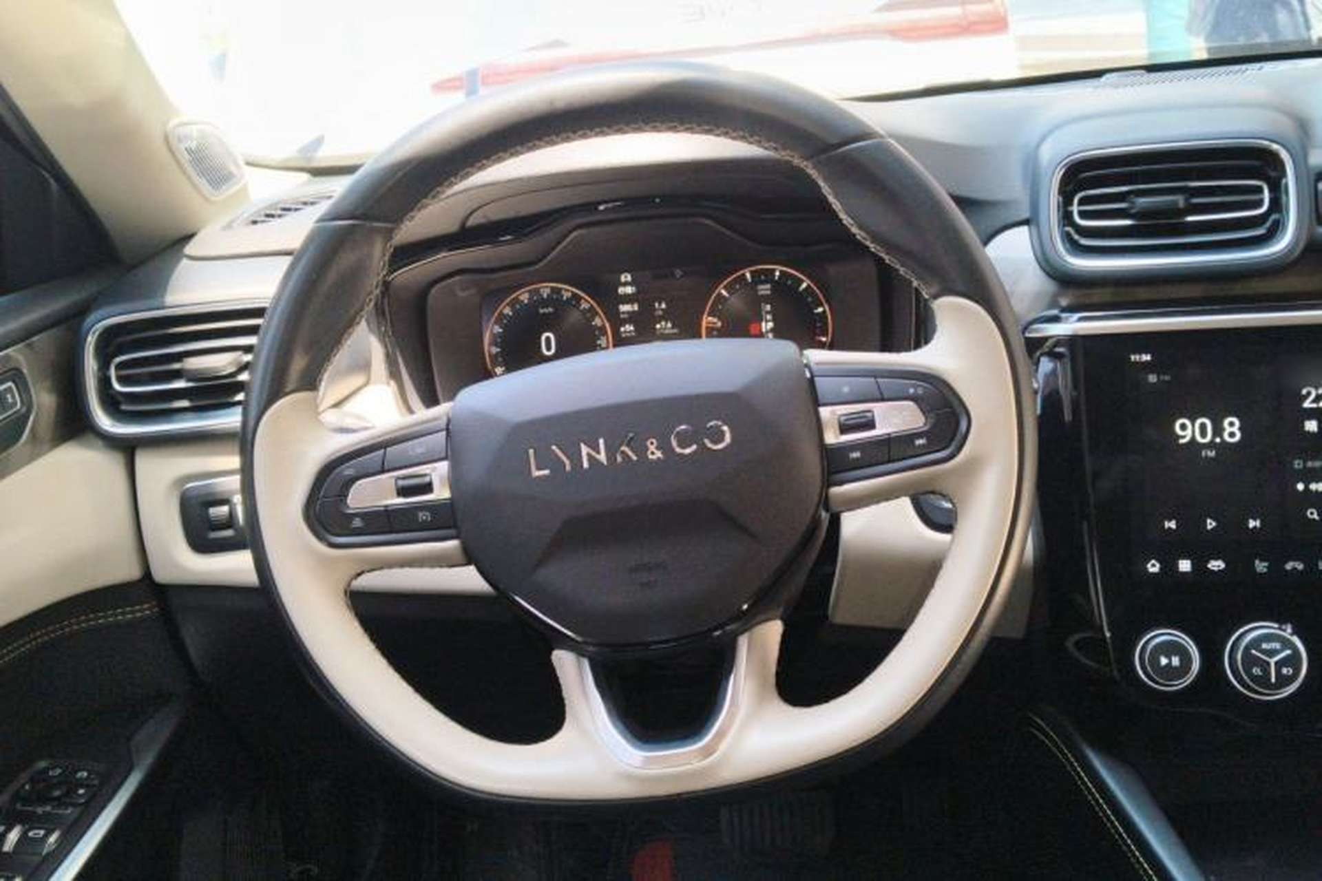 Used Lynk & Co 02 2022 2.0T DCT Shine Pro Steering Wheel
