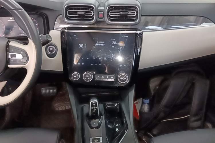 Used Lynk & Co 02 2022 1.5T DCT Shine Plus Audio And AC Panel