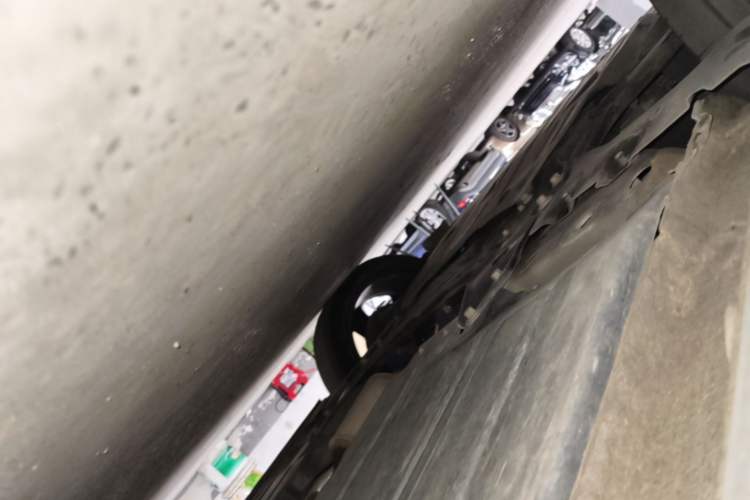 Used Lynk & Co 02 2022 2.0T DCT Shine Pro Chassis Front Left
