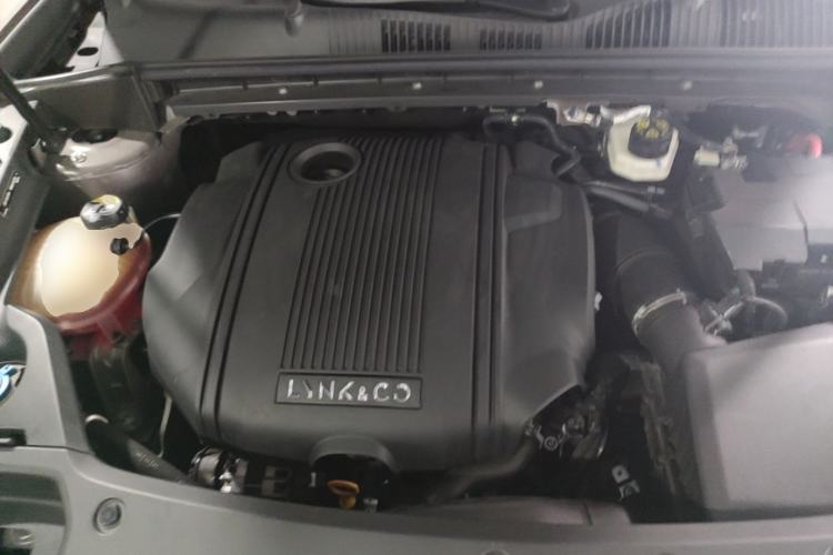 Used Lynk & Co 02 2022 1.5T DCT Shine Pro Engine Bay