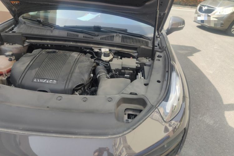 Used Lynk & Co 02 2022 1.5T DCT Shine Plus Engine Bay Left