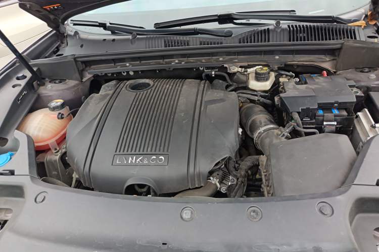 Used Lynk & Co 02 2022 1.5T DCT Shine Pro Engine Bay