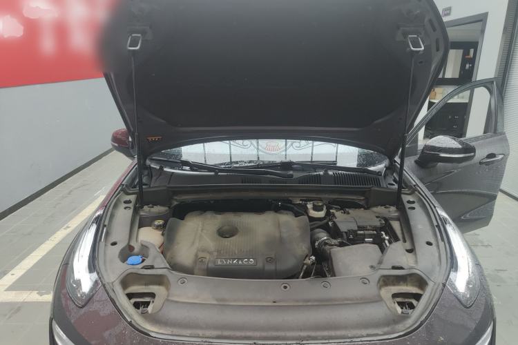 Used Lynk & Co 02 2022 2.0T DCT Shine Pro Engine Bay