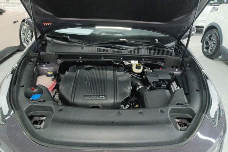 Used Lynk & Co 02 2022 1.5T DCT Shine Plus Engine Bay