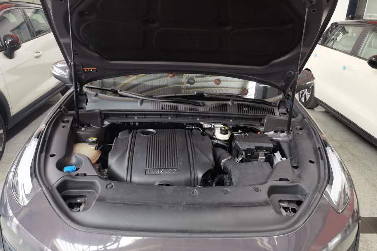 Used Lynk & Co 02 2022 1.5T DCT Shine Pro Engine Bay