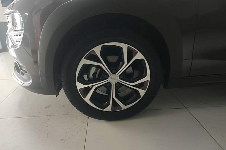 Used Lynk & Co 02 2022 1.5T DCT Shine Plus Exterior 4