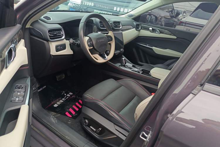 Used Lynk & Co 02 2022 1.5T DCT Shine Pro Left Front Seat