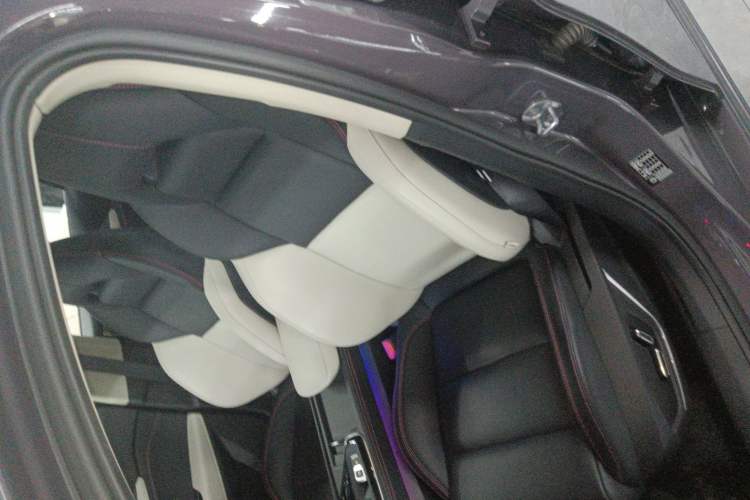 Used Lynk & Co 02 2022 1.5T DCT Shine Plus Left Front Seat