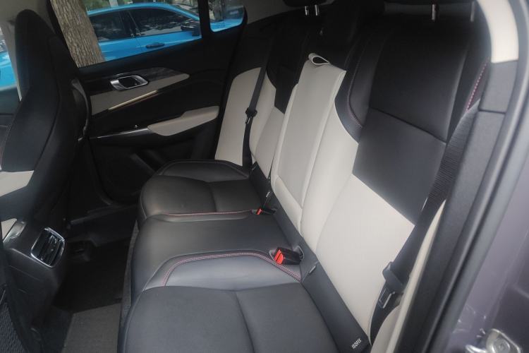 Used Lynk & Co 02 2022 2.0T DCT Shine Pro Left Rear Seat