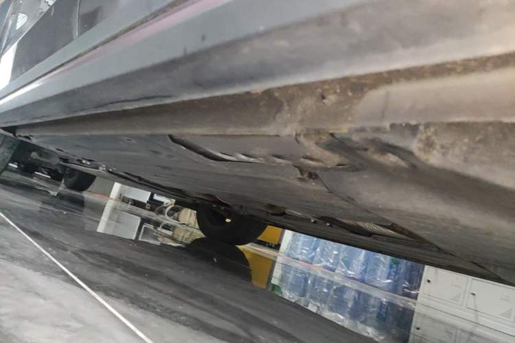 Used Lynk & Co 02 2022 1.5T DCT Shine Pro Left Side Sill