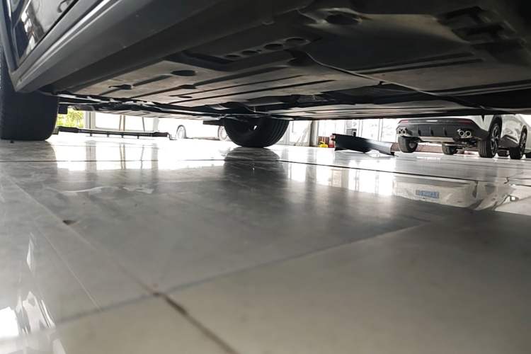 Used Lynk & Co 02 2022 1.5T DCT Shine Plus Left Side Sill