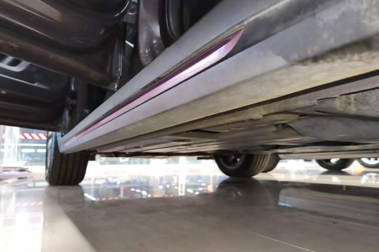 Used Lynk & Co 02 2022 1.5T DCT Shine Pro Left Side Sill