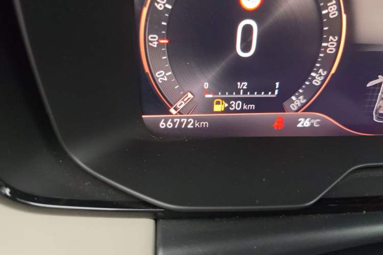 Used Lynk & Co 02 2022 1.5T DCT Shine Pro Odometer Close Up