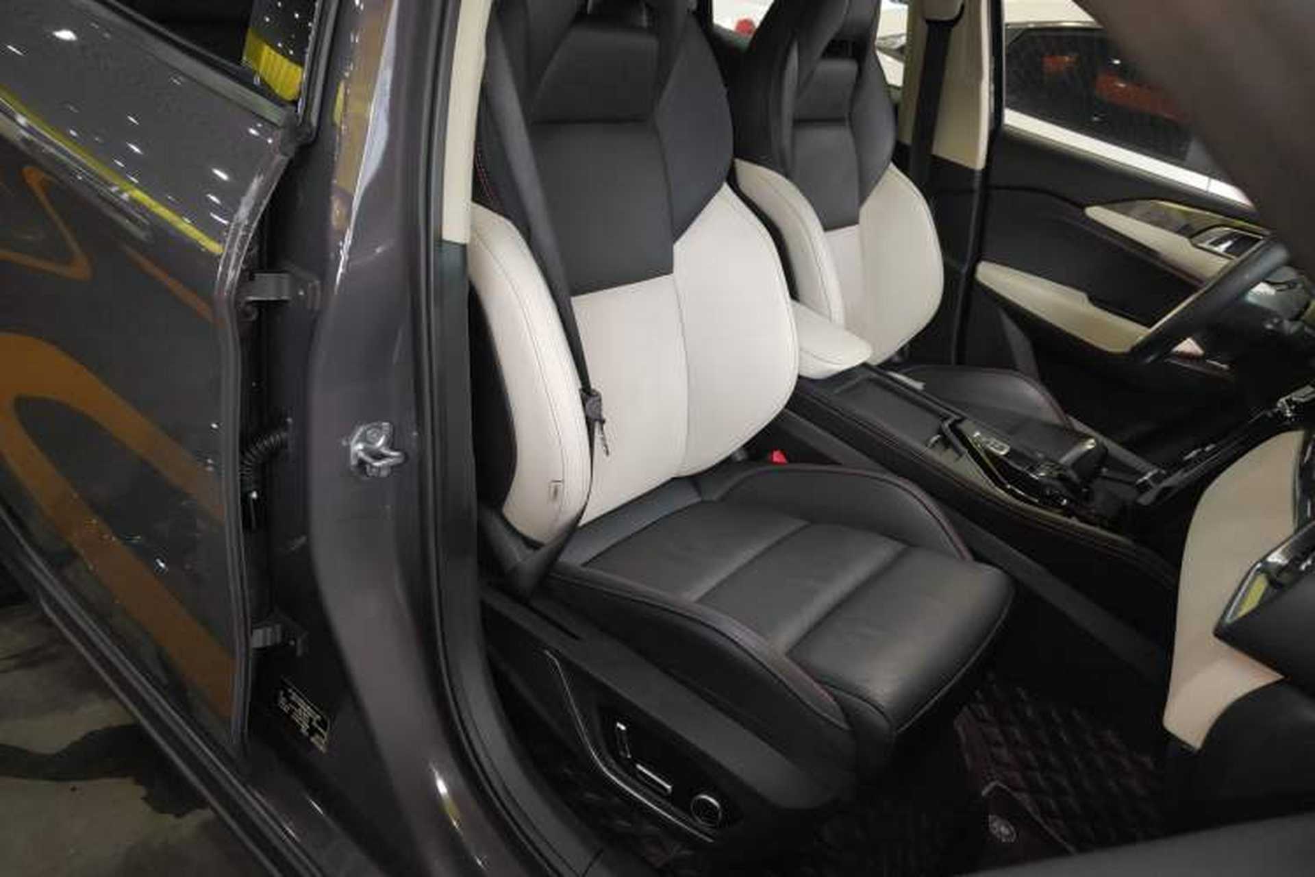 Used Lynk & Co 02 2022 1.5T DCT Shine Pro Right Front Seat