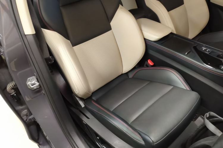 Used Lynk & Co 02 2022 1.5T DCT Shine Pro Right Front Seat