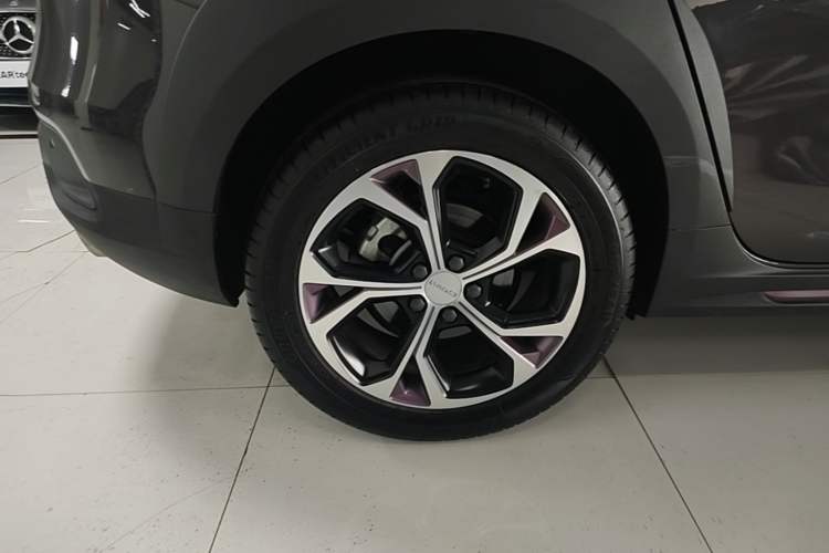 Used Lynk & Co 02 2022 1.5T DCT Shine Plus Right Rear Wheel Hub