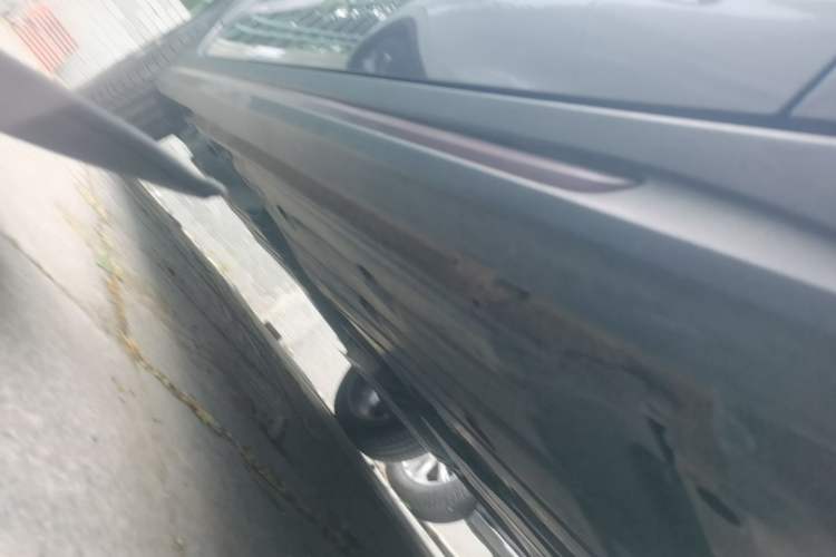 Used Lynk & Co 02 2022 2.0T DCT Shine Pro Right Side Sill