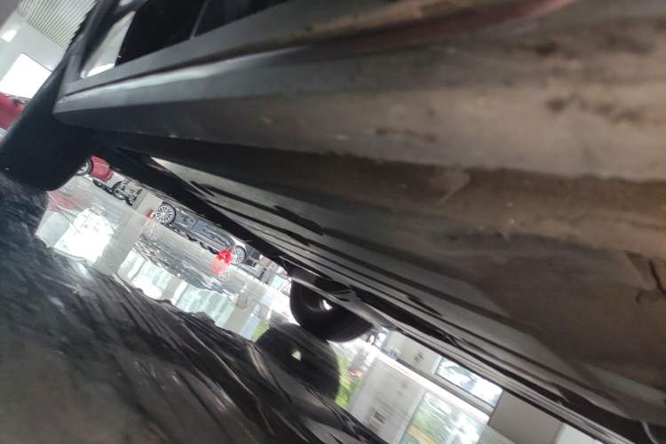 Used Lynk & Co 02 2022 1.5T DCT Shine Pro Right Side Sill