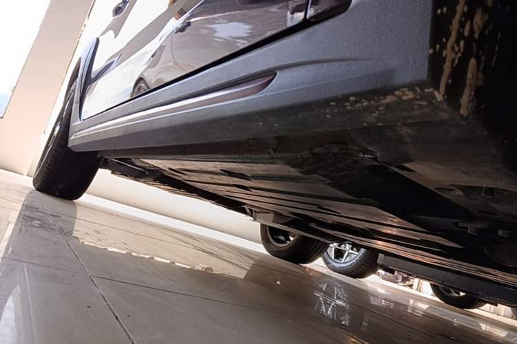 Used Lynk & Co 02 2022 1.5T DCT Shine Plus Right Side Sill