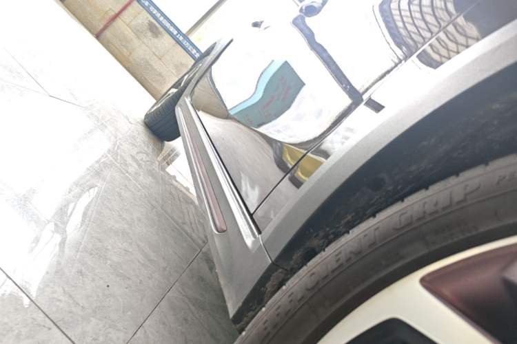 Used Lynk & Co 02 2022 1.5T DCT Shine Plus Right Side Sill