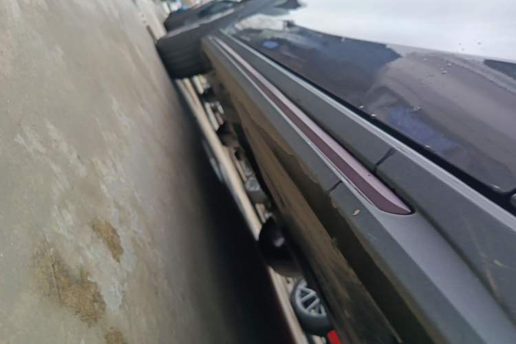 Used Lynk & Co 02 2022 1.5T DCT Shine Pro Right Side Sill