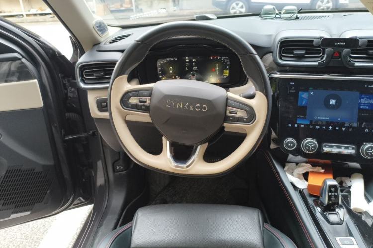 Used Lynk & Co 02 2022 1.5T DCT Shine Pro Steering Wheel