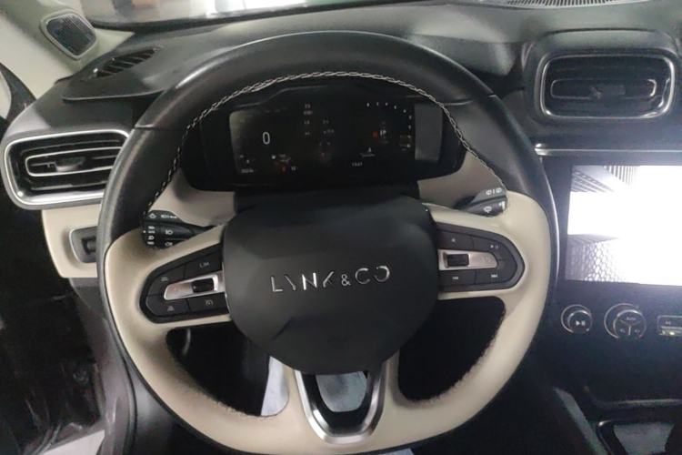 Used Lynk & Co 02 2022 1.5T DCT Shine Pro Steering Wheel