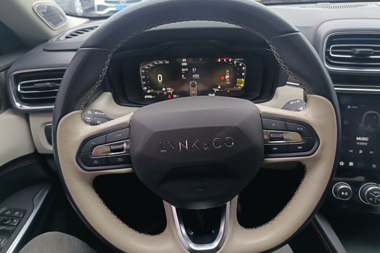 Used Lynk & Co 02 2022 1.5T DCT Shine Pro Steering Wheel
