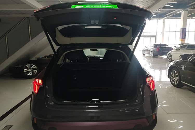 Used Lynk & Co 02 2022 1.5T DCT Shine Plus Trunk