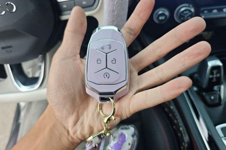 Used Lynk & Co 02 2022 1.5T DCT Shine Pro Vehicle Key