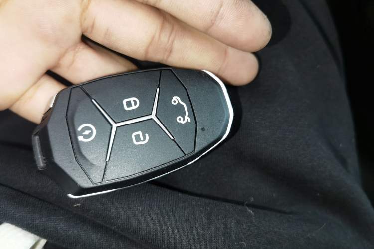 Used Lynk & Co 02 2022 1.5T DCT Shine Pro Vehicle Key