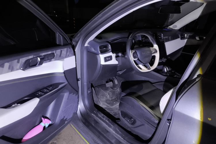 Used Lynk & Co 02 2022 2.0T DCT Shine Plus Driver Seat