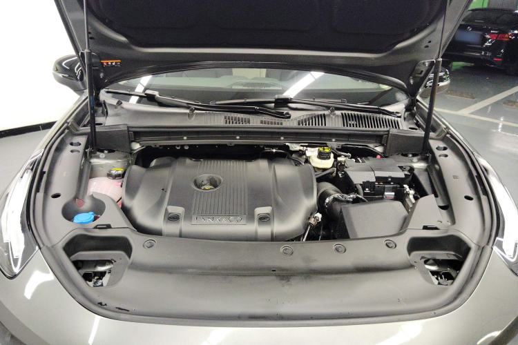 Used Lynk & Co 02 2022 2.0T DCT Shine Pro Engine Bay