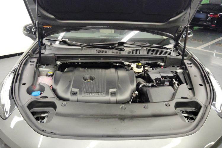 Used Lynk & Co 02 2022 2.0T DCT Shine Pro Engine Bay