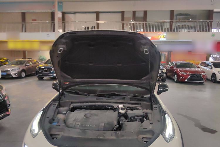 Used Lynk & Co 02 2022 2.0T DCT Shine Pro Engine Bay