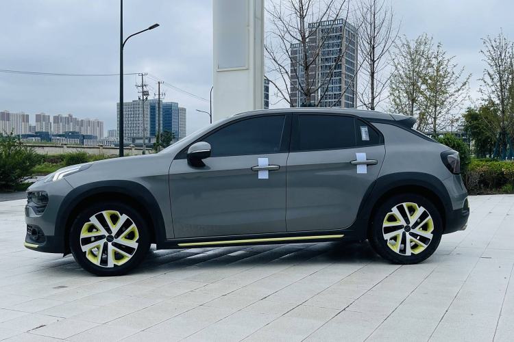 Used Lynk & Co 02 2022 1.5T DCT Shine Pro Exterior 3