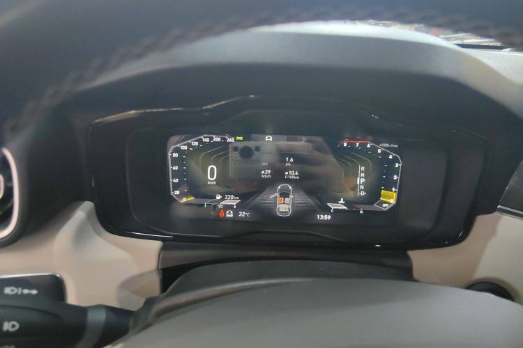 Used Lynk & Co 02 2022 2.0T DCT Shine Pro Instrument Cluster