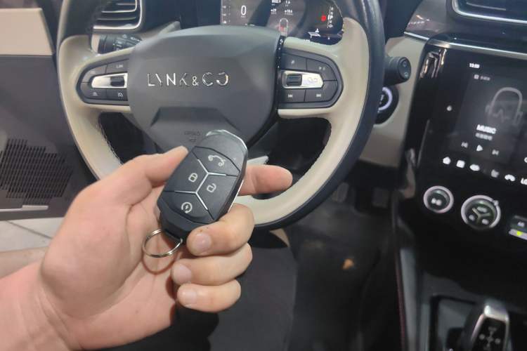 Used Lynk & Co 02 2022 2.0T DCT Shine Pro Interior 1