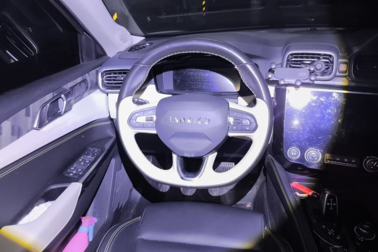Used Lynk & Co 02 2022 2.0T DCT Shine Plus Steering Wheel