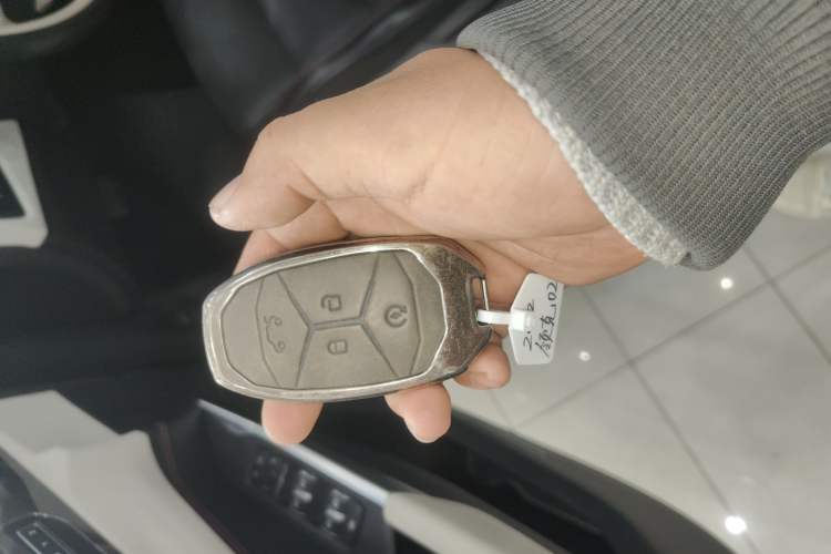 Used Lynk & Co 02 2022 1.5T DCT Shine Pro Vehicle Key