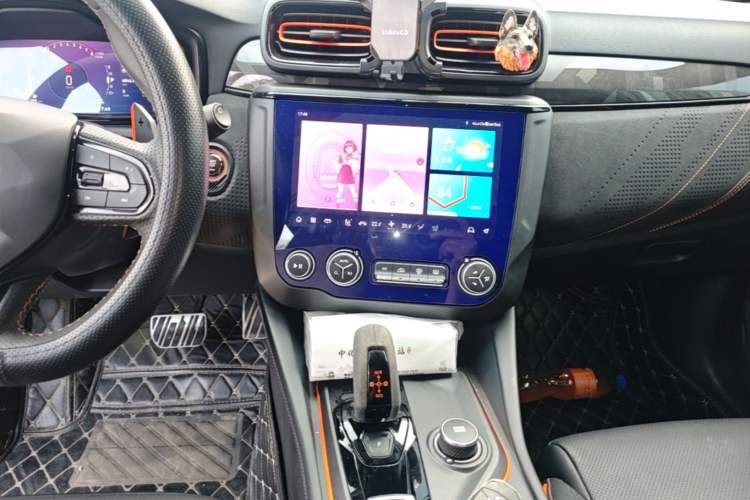 Used Lynk & Co 02 Hatchback 2021 2.0TD Halo Audio And AC Panel